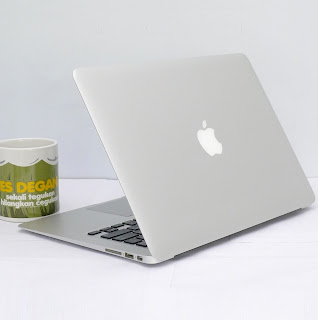 MacBook Air Core i5 (13-inch, Mid 2013) Bekas Di Malang