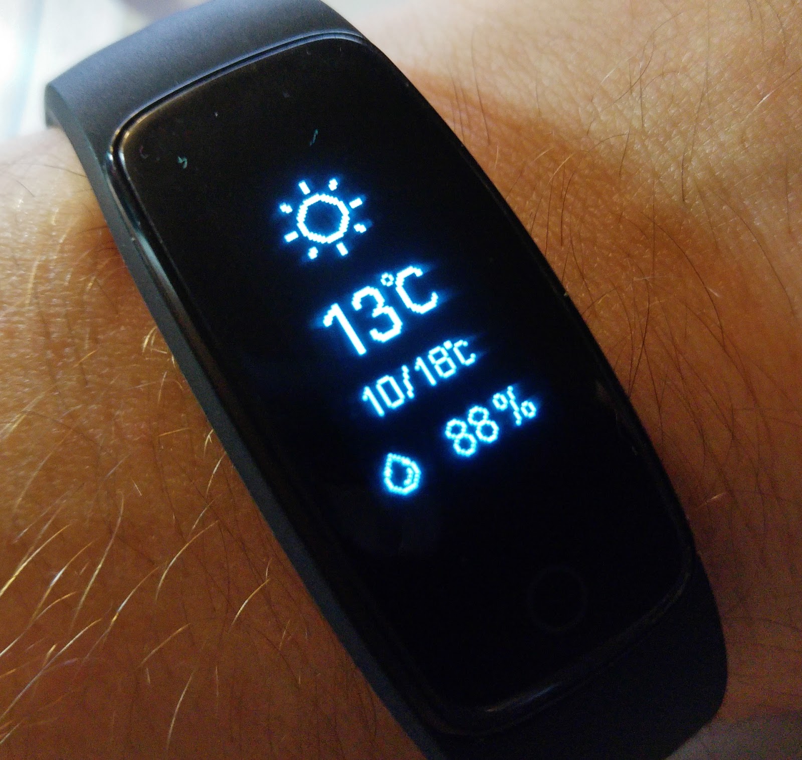 Stepmex log Fitness Tracker Runme ID107Plus HR mit Pulsmesser und