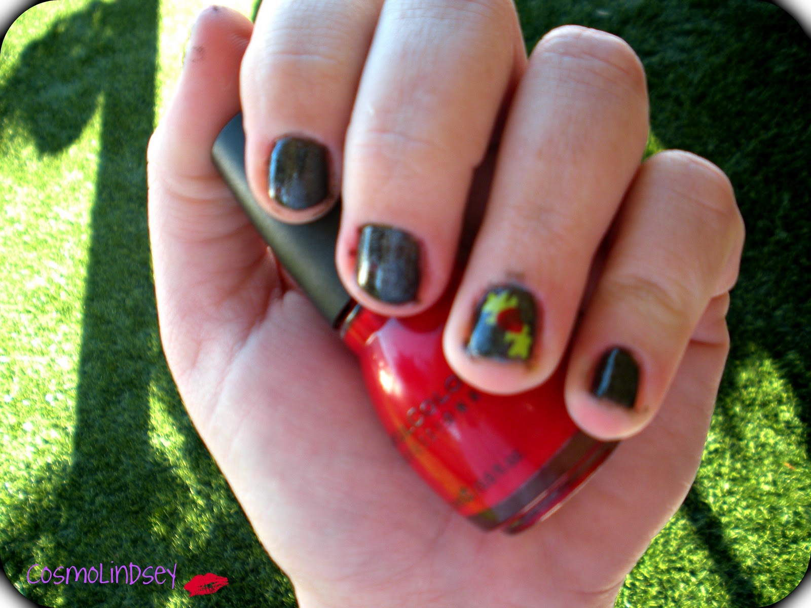 Cosmolindsey: 12 Days of Inspired Christmas!!! Nail inspired design!!!
