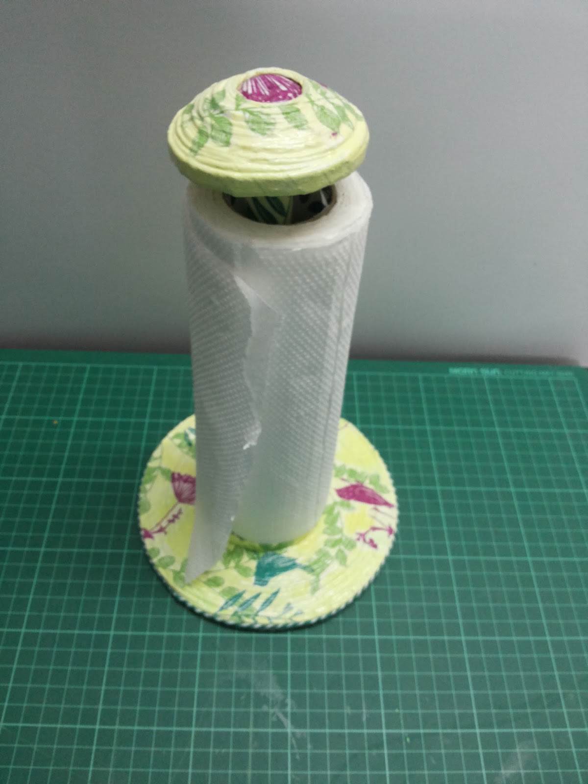 VREnchanted Color, Craft & more.... Kitchen Tissue Paper Holder made