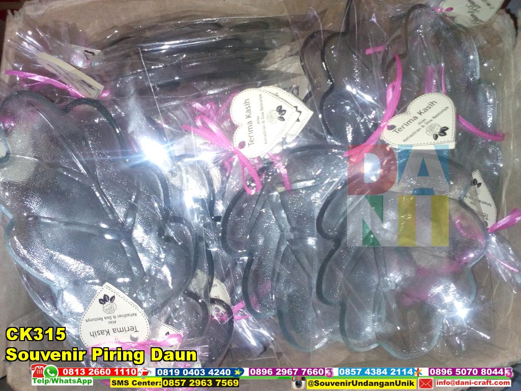 Souvenir Piring Daun Souvenir Pernikahan souvenir piring daun souvenir pernikahan