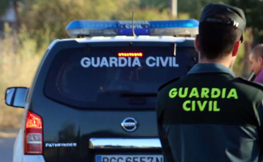 "Todo por la Patria": más de 10.000 miembros de la Guardia Civil apoyan una carta en la que se ofrecen voluntarios para apoya Puigdemont