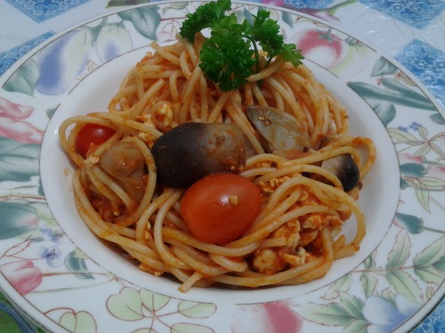Enak Rasa Dari Dapur Kim: Spaghetti dengan sos Prego 