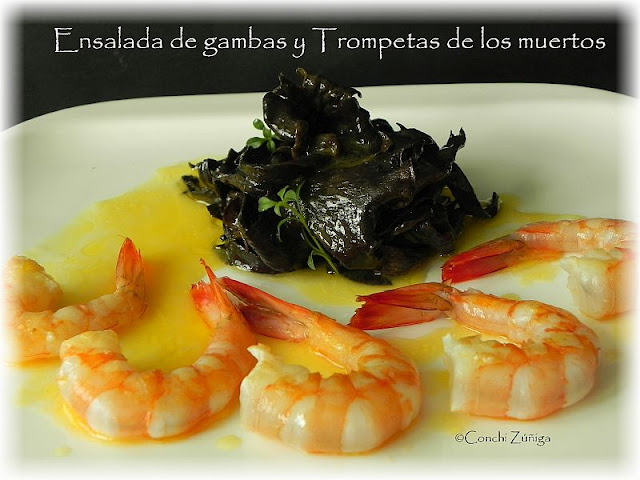 Ensalada De Gambas Y Trompetas De Los Muertos.
