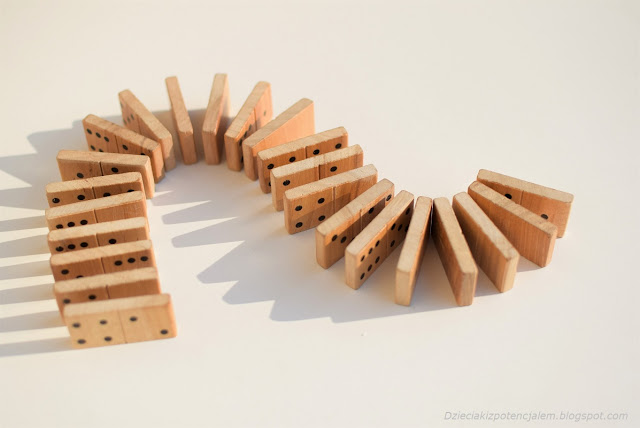 Jak grać w domino