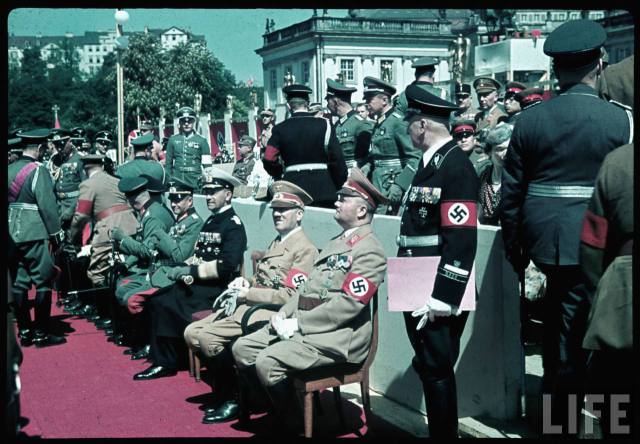 Third Reich worldwartwo.filminspector.com