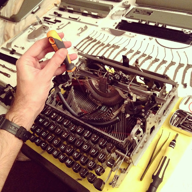 José Naranja About typewriters