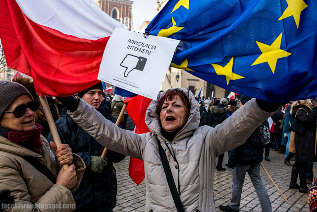 Demonstracja KOD Kraków - przeciwko inwigilacji , fot. Jacek Taran