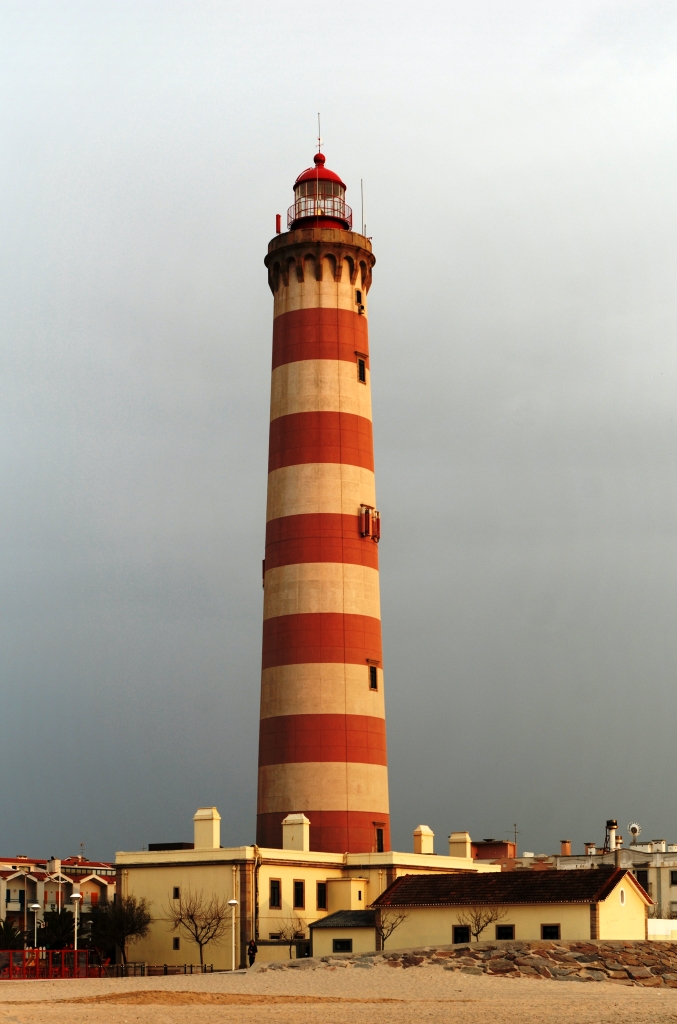 . Farol da Barra o maior Farol de Portugal e um dos maiores do mundo . Farol da Barra o maior Farol de Portugal e um dos maiores do mundo