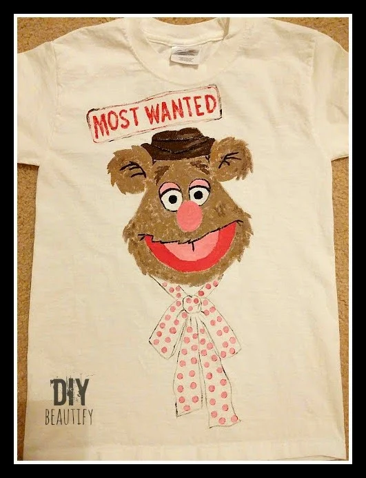 How to Paint Fozzy on a tshirt www.diybeautify.com