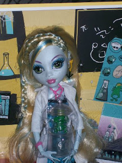 Thrift Store Dolls: New Monster High