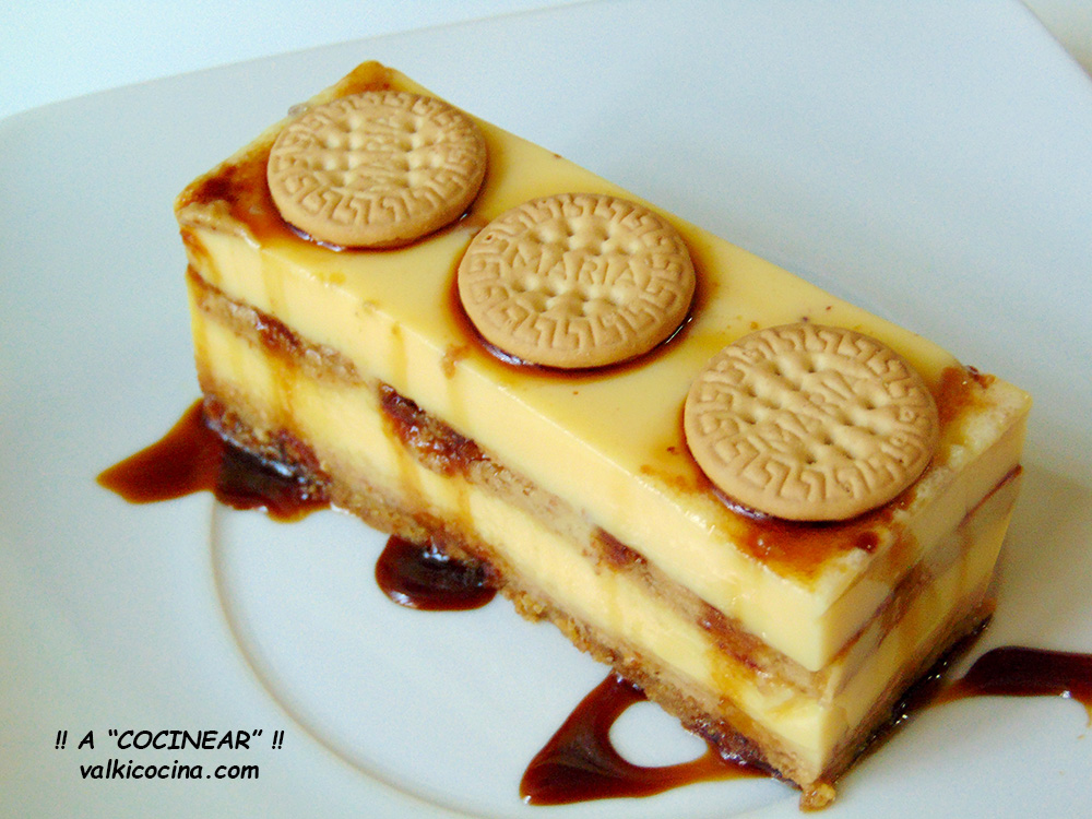 PASTEL DE FLAN Y GALLETAS FÁCIL
