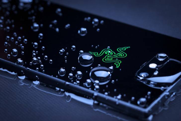 Razer Phone 2 Tahan Air (gsmarena.com)