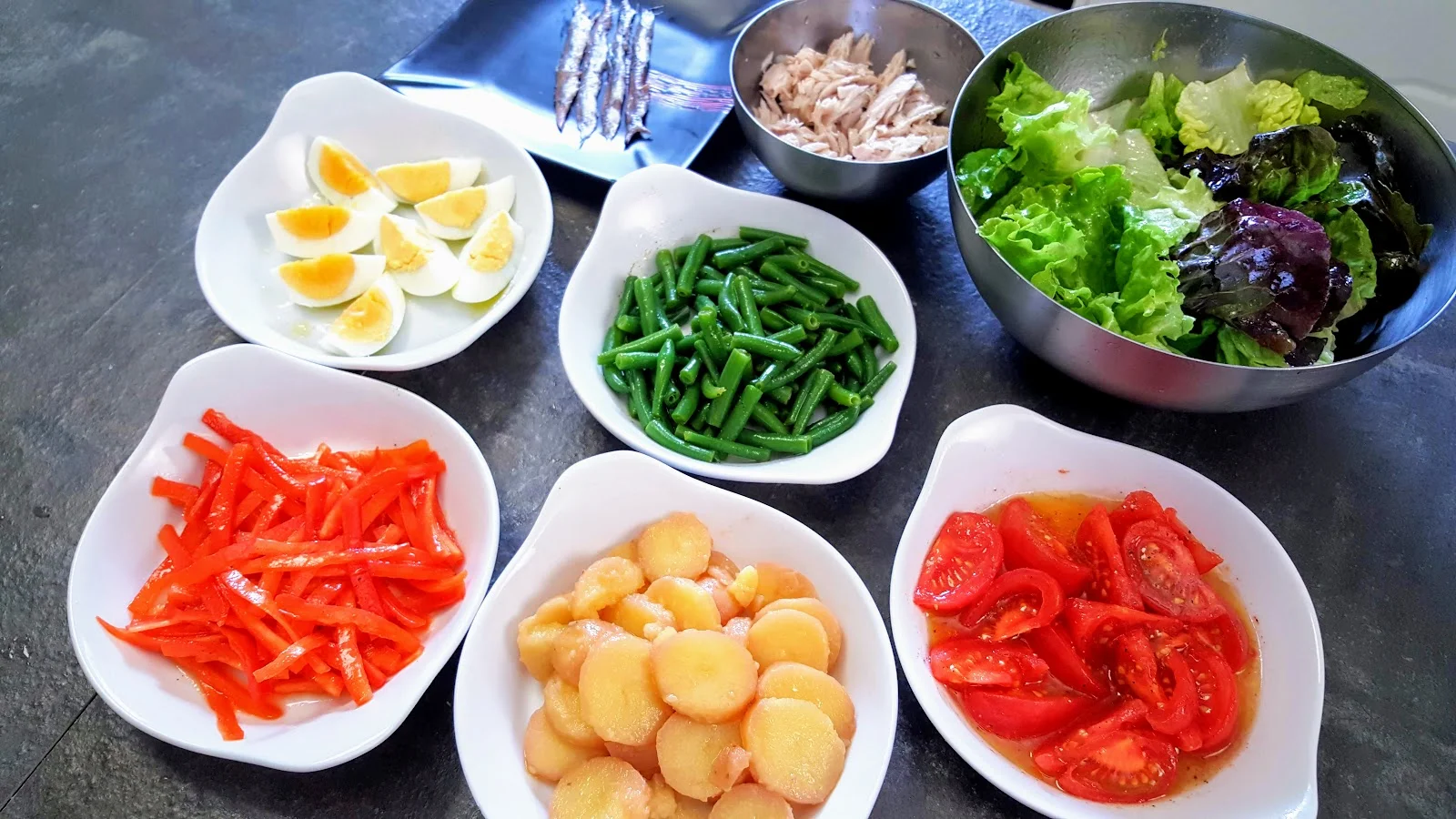 Salade de pommes de terre façon niçoise