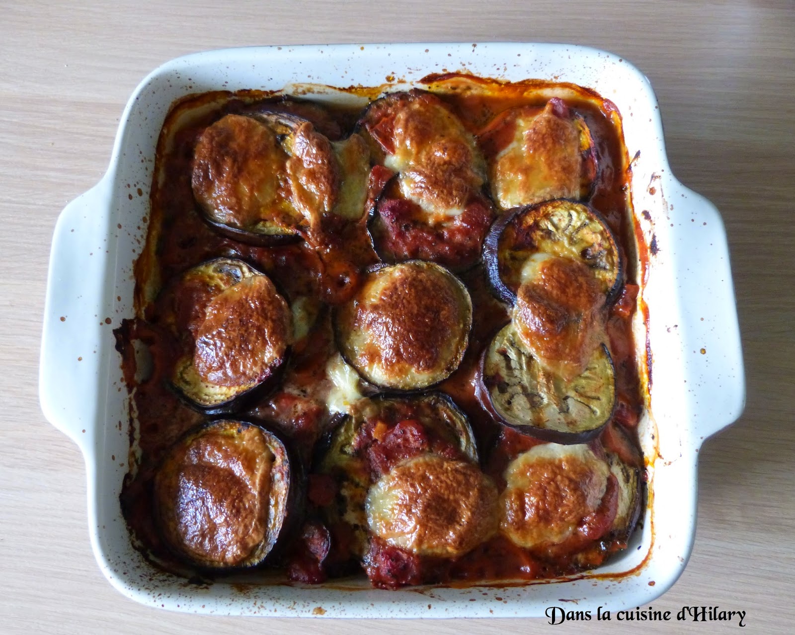 Dans la cuisine d'Hilary Gratin à l'aubergine à la mozzarella et au