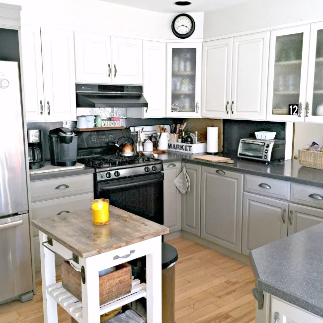 Painted kitchen cabinets in kitchen