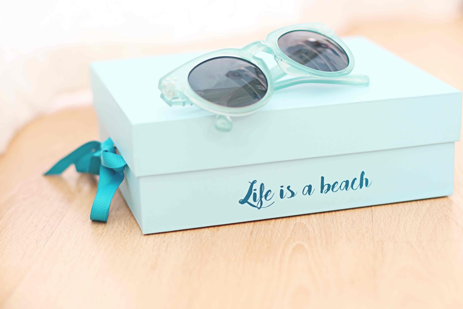 glossybox life is a beach