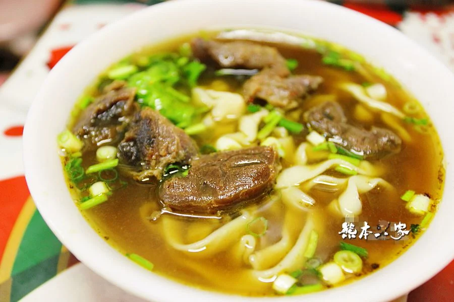 三峽文化路小吃|老四川小燕麵食~排骨麵牛肉麵不錯吃 老四川小燕麵食