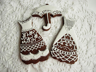 Gallega chocolate decorada Lace Embroidery