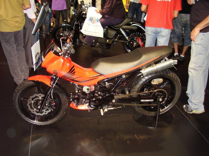 Pop 100 só as mais Tops !!! Club Motocar