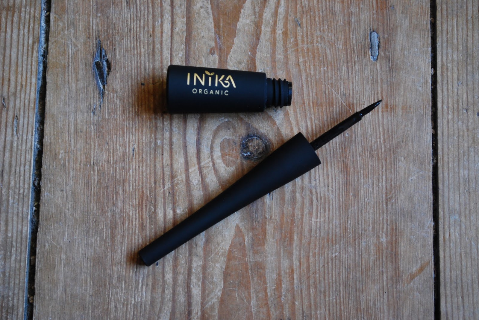 inika liquid eyeliner