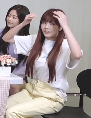 V라이브 묵직한 아이즈원 권은비