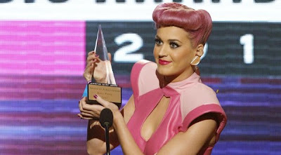 MTV обяви Кейти Пери за изпълнител на годината