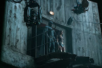Justice League Ben Affleck, Gal Gadot and Set Photo 1 (12)