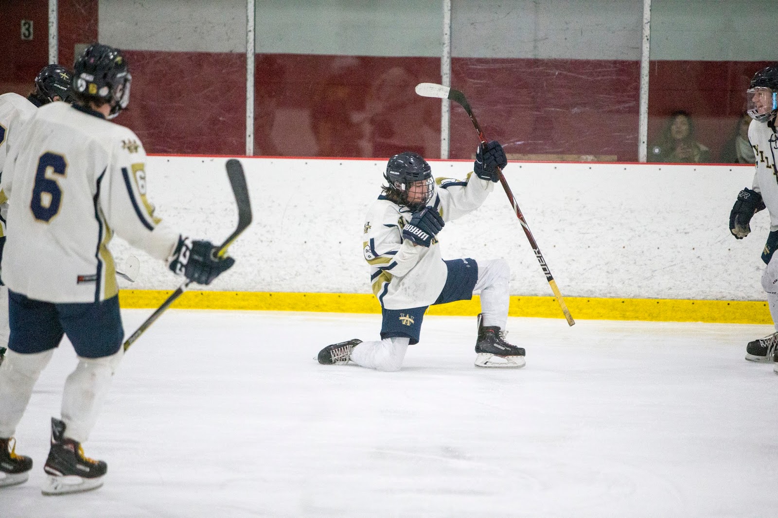 Suite Sports PHOTO GALLERY Williams Hockey Tops King Philip