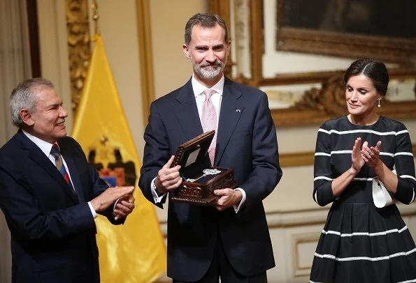 Queen Letizia, along with Maribel Carmen Díaz and MInister Ana María Mendieta visited 333 Women Emergency Center