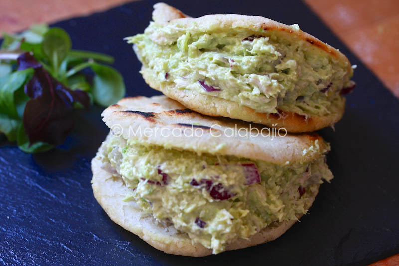 Arepas en budare, Poniendo las arepas en el budare