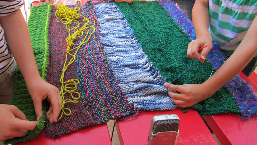 Twisted Stitches 512 Yarn bombing for education