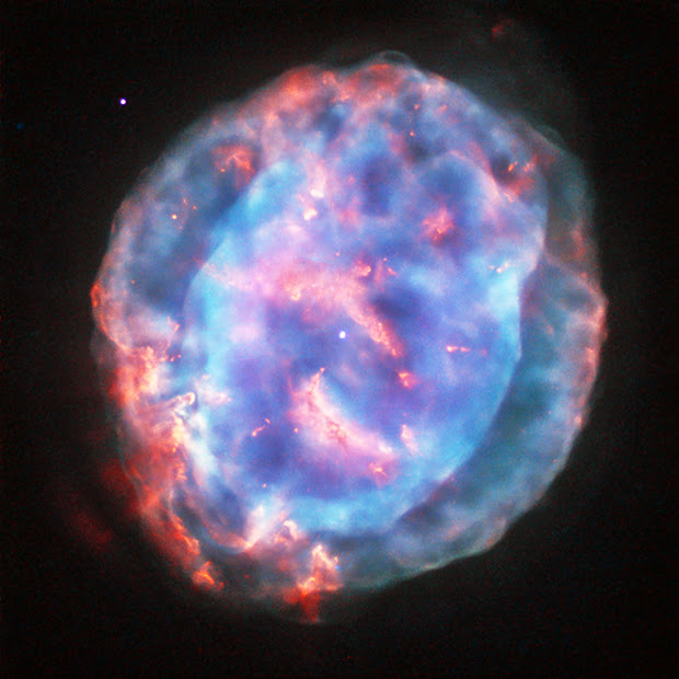 Planetary Nebula NGC 6818 – The Little Gem Nebula