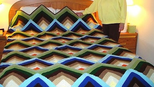 Crochet Afghan Pyramid