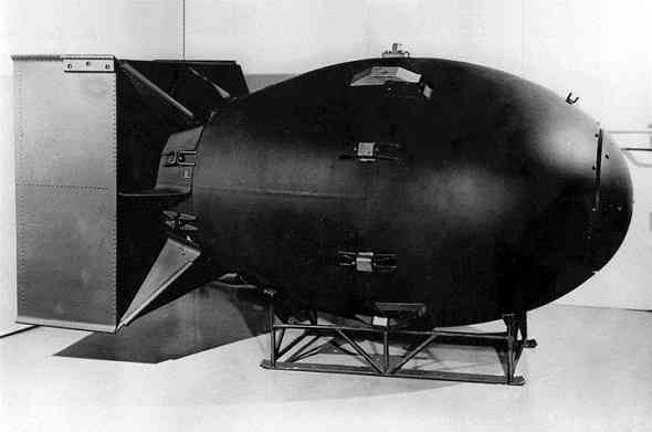 fat-man-atomic-bomb-قنبلة-ذرية-الرجل-السمين