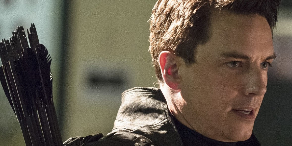 Arrow - Season 4 - John Barrowman Discusses Malcolm Merlyn’s Role In Season 4