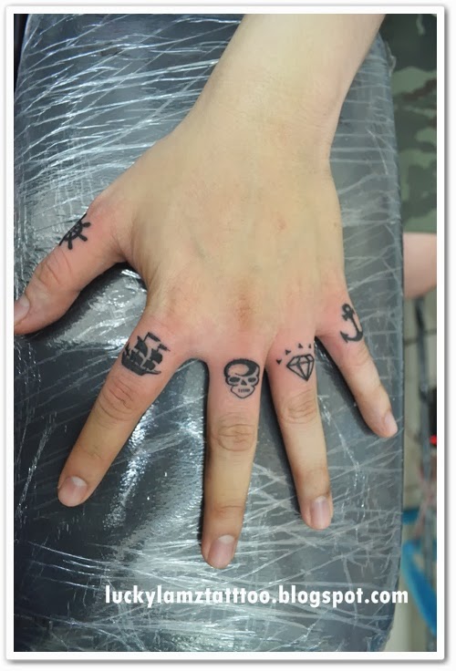 tatto soundwave Indonesia: luckylamz Tattoo studio jakarta Gallery