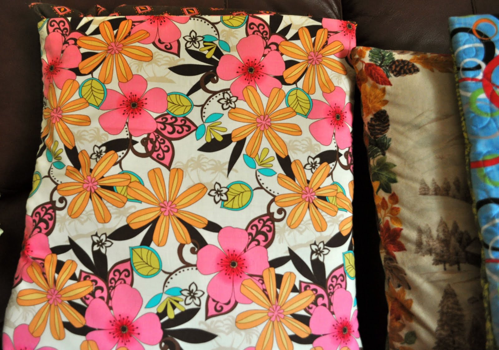 The Harlan Valley Quilters Quillows...