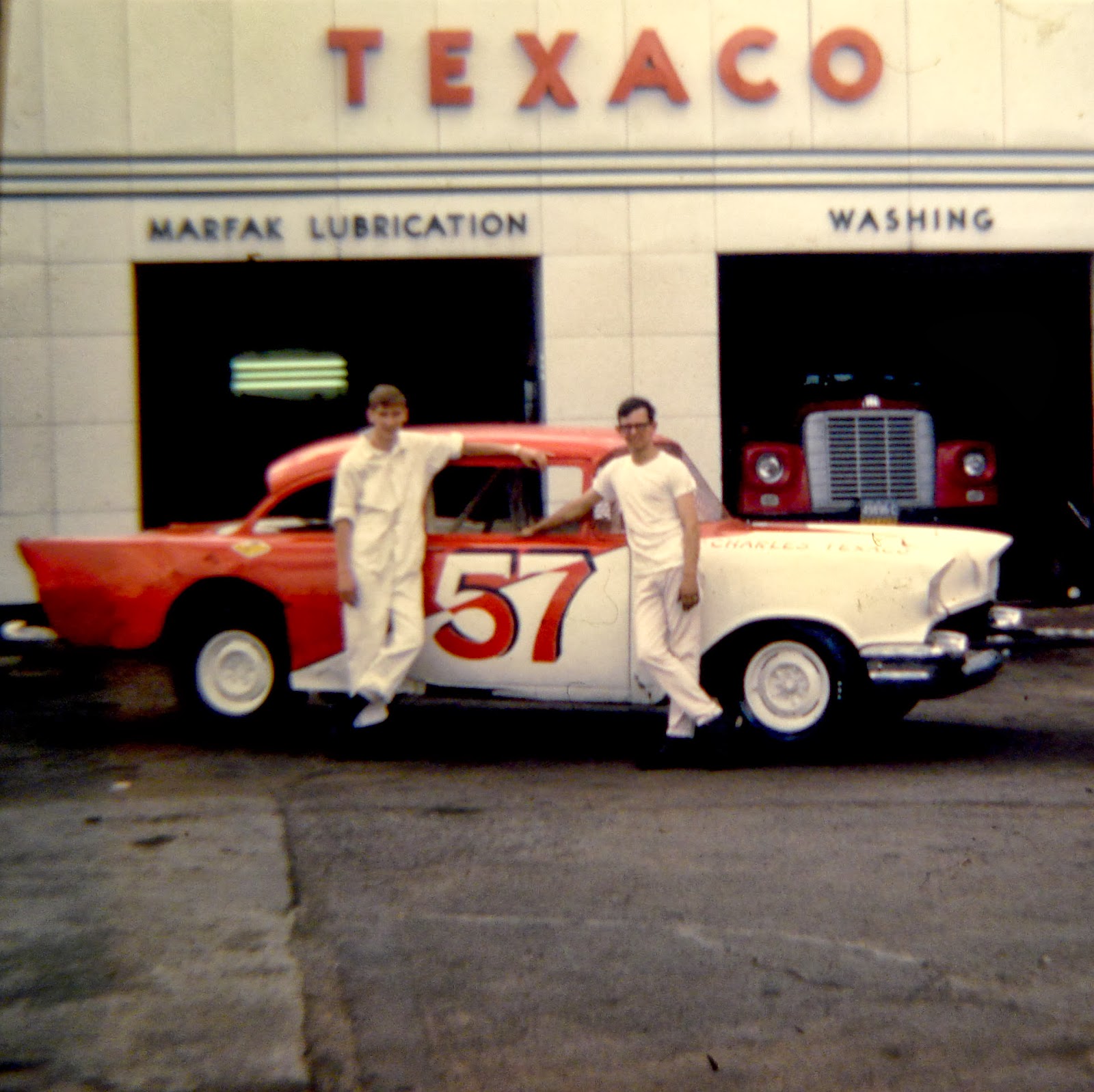 HOT RODS and JALOPIES: October 2013