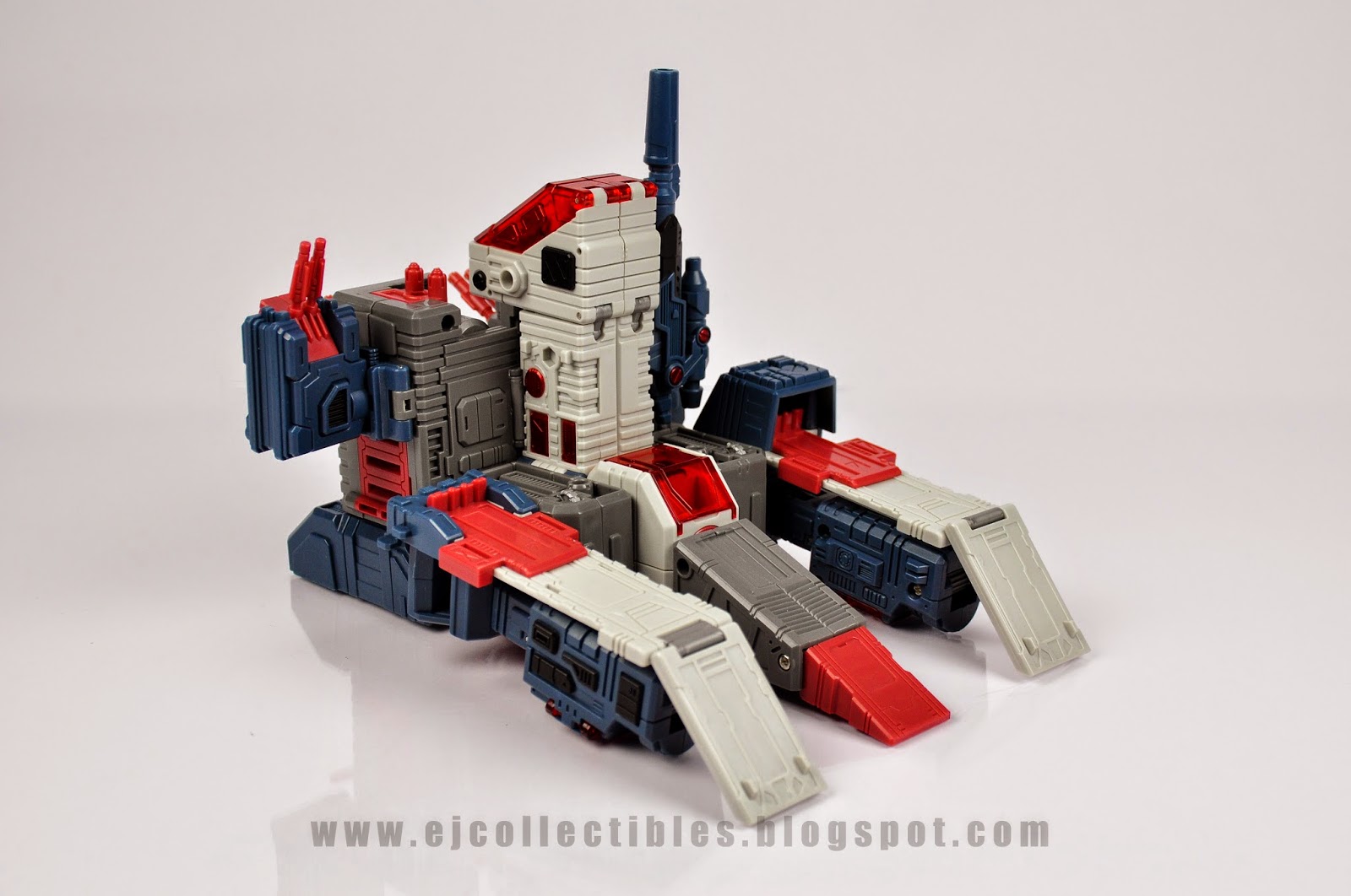 EJ's SHACK Toyworld TWH04 Infinitor (Fortress Maximus)