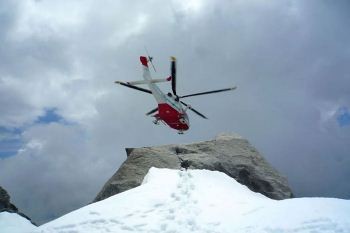 Due morti nella valanga caduta a Pila Valle d'Aosta operazioni di recupero