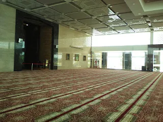 Di Balik Kemegahan Masjid Namira Lamongan
