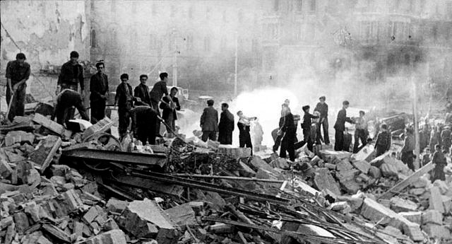 El PP se niega a condenar a los responsables del bombardeo de Gernika El PP se niega a condenar a los responsables del bombardeo de Gernika