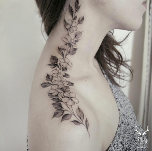Este floral peça