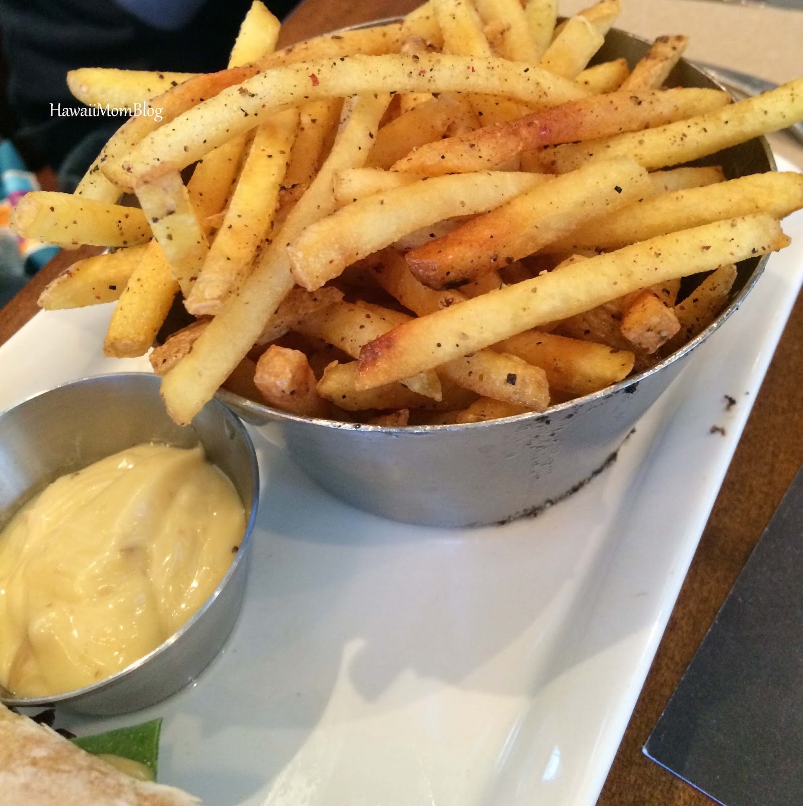 Hawaii Mom Blog Visit Whistler Earls Kitchen + Bar