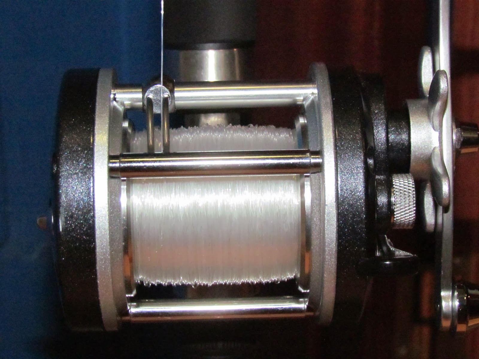 PLANTAS,ANIMALES Y PESCA: caña de pescar tipo atún.