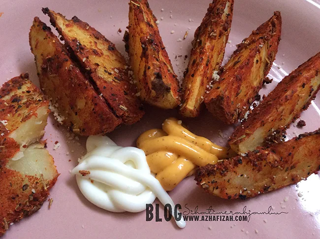Baked Spicy Potato Wedges