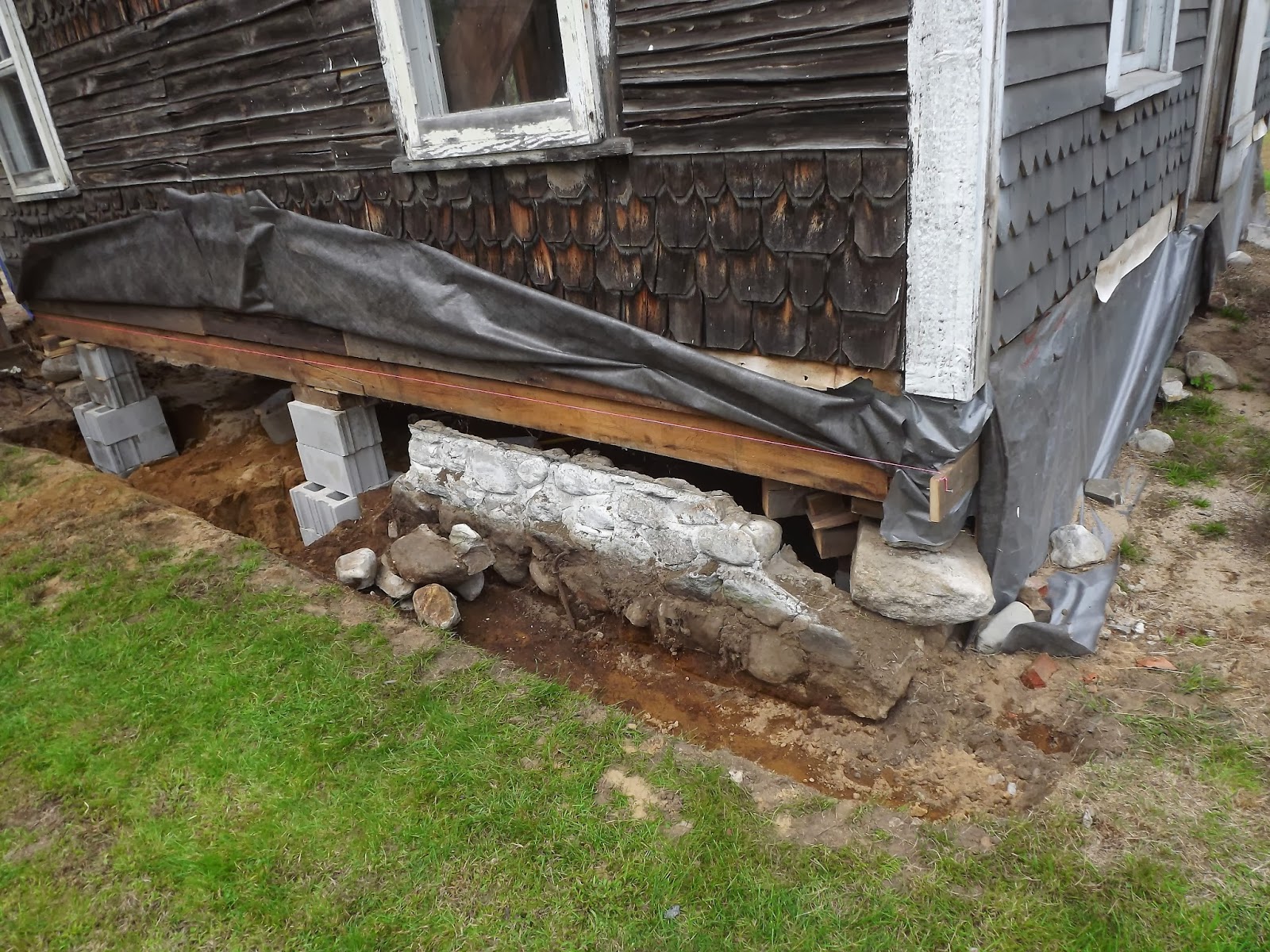 an tigin (the wee house) Foundation work stage 1