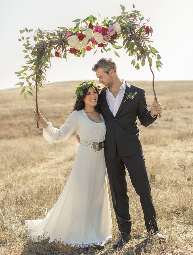 Estilos de boda (IV). Boda Bohemia y Neofolk . Que se besen