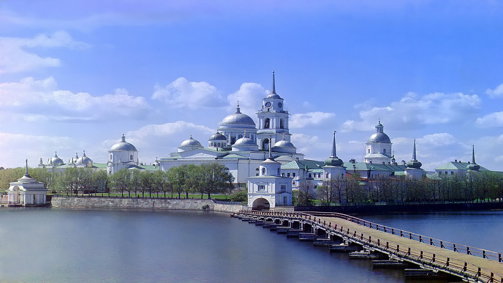 https://3.bp.blogspot.com/-UYXKZpvR_8I/Tlyr9avR2DI/AAAAAAAAAEo/1yjcRUQfObk/s1600/prokudin-gorskii-photography-art-image.jpg
